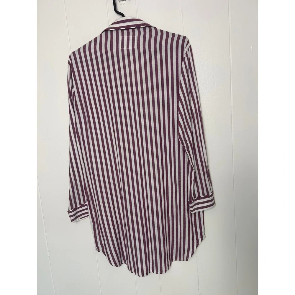 Rails Sleep Shirt Women XS White Raspberry Striped Button Up Long Sleeve PJ